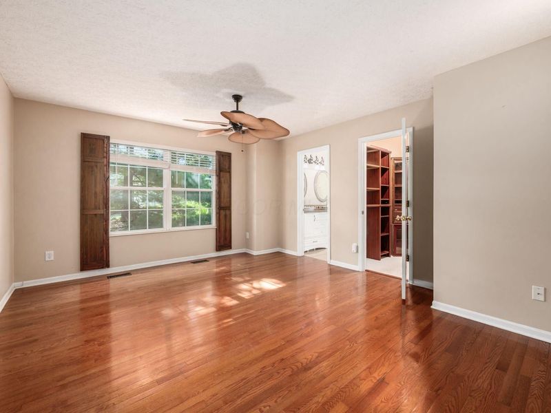 8442 Lazelle Village Drive, Lewis Center, OH 43035 Photo 19