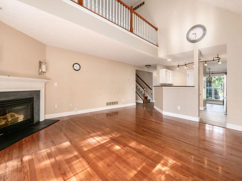 8442 Lazelle Village Drive, Lewis Center, OH 43035 Photo 28