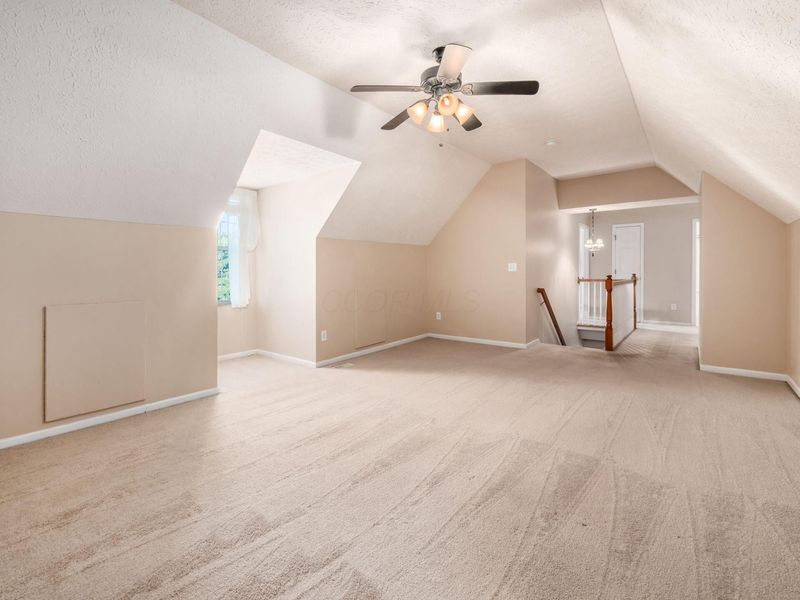 8442 Lazelle Village Drive, Lewis Center, OH 43035 Photo 35