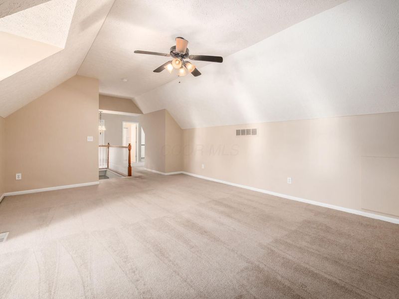 8442 Lazelle Village Drive, Lewis Center, OH 43035 Photo 36