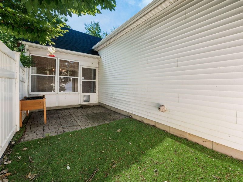 8442 Lazelle Village Drive, Lewis Center, OH 43035 Photo 51