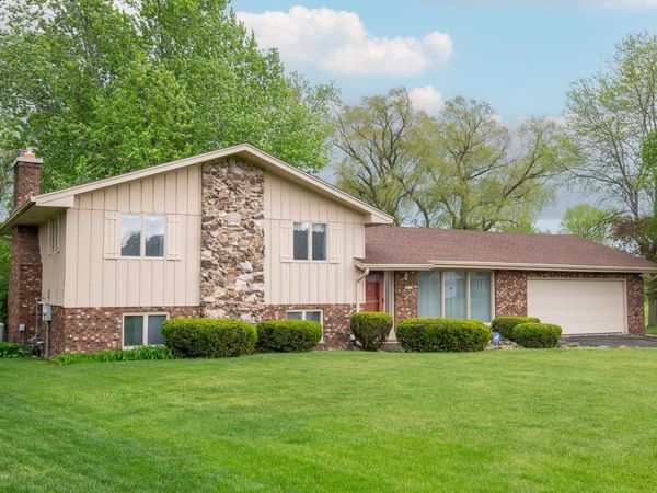 11040 N Riverland COURT, Mequon, WI 53092