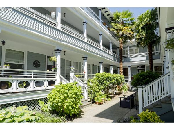 2127 NW IRVING ST, Unit 105, Portland, OR 97210