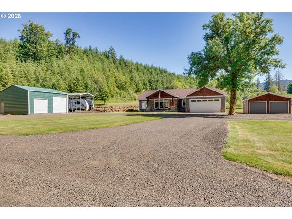 6620 GOLD CRK, Willamina, OR 97396