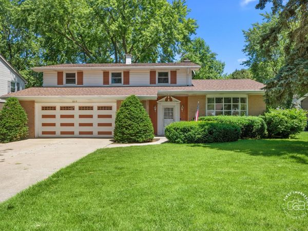 877 N Fordham Avenue , Aurora, IL 60506