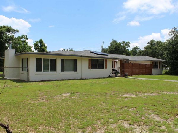 1975 Heinrich St, Pensacola, FL 32507