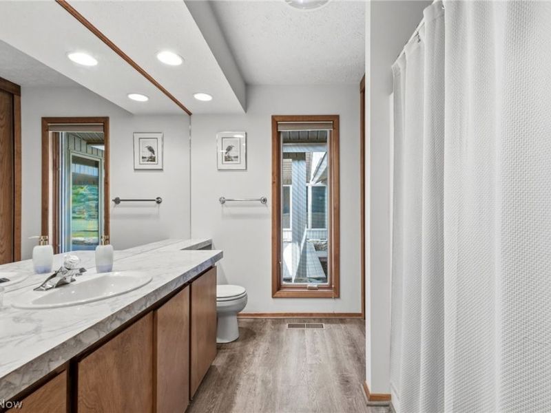 32672 Heron Circle, North Ridgeville, OH 44039 Photo 12