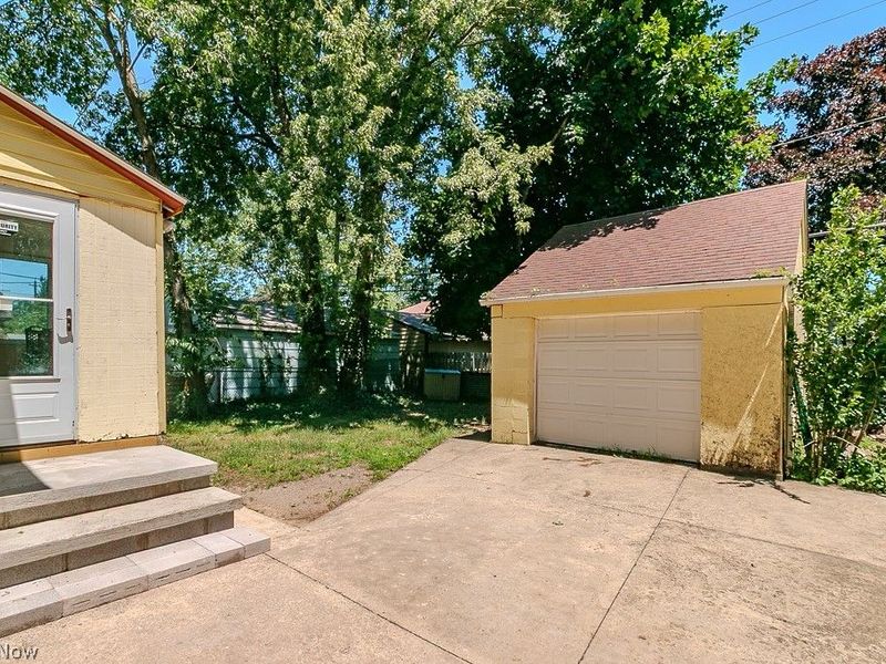 979 Mohegan Trail, Willoughby, OH 44094 Photo 35