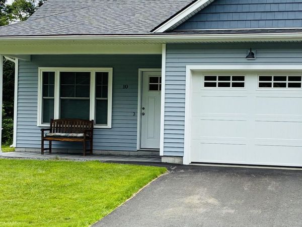 10 Conifer Drive , Windham, ME 04062