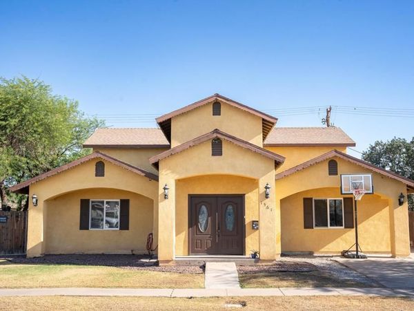 1561 W Heil Avenue, El Centro, CA 92243