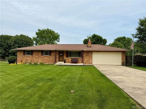 58 Janet Avenue, Carlisle, OH 45005