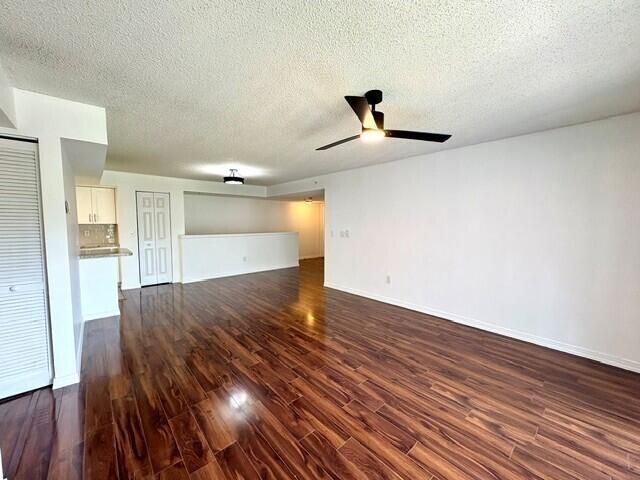 100 Crestwood Court N, Unit 108, Royal Palm Beach, FL 33411 Photo