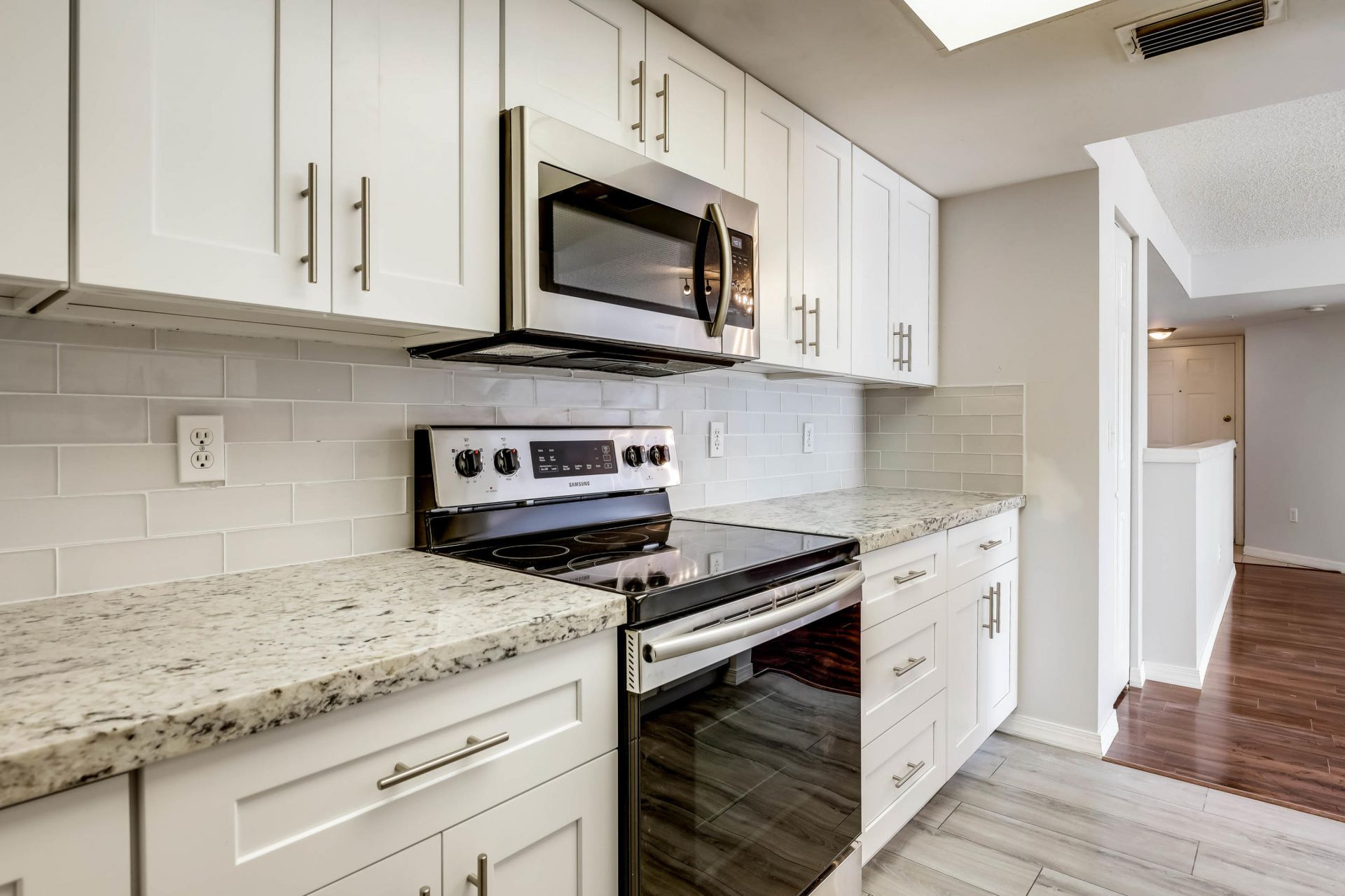 100 Crestwood Court N, Unit 108, Royal Palm Beach, FL 33411 Photo