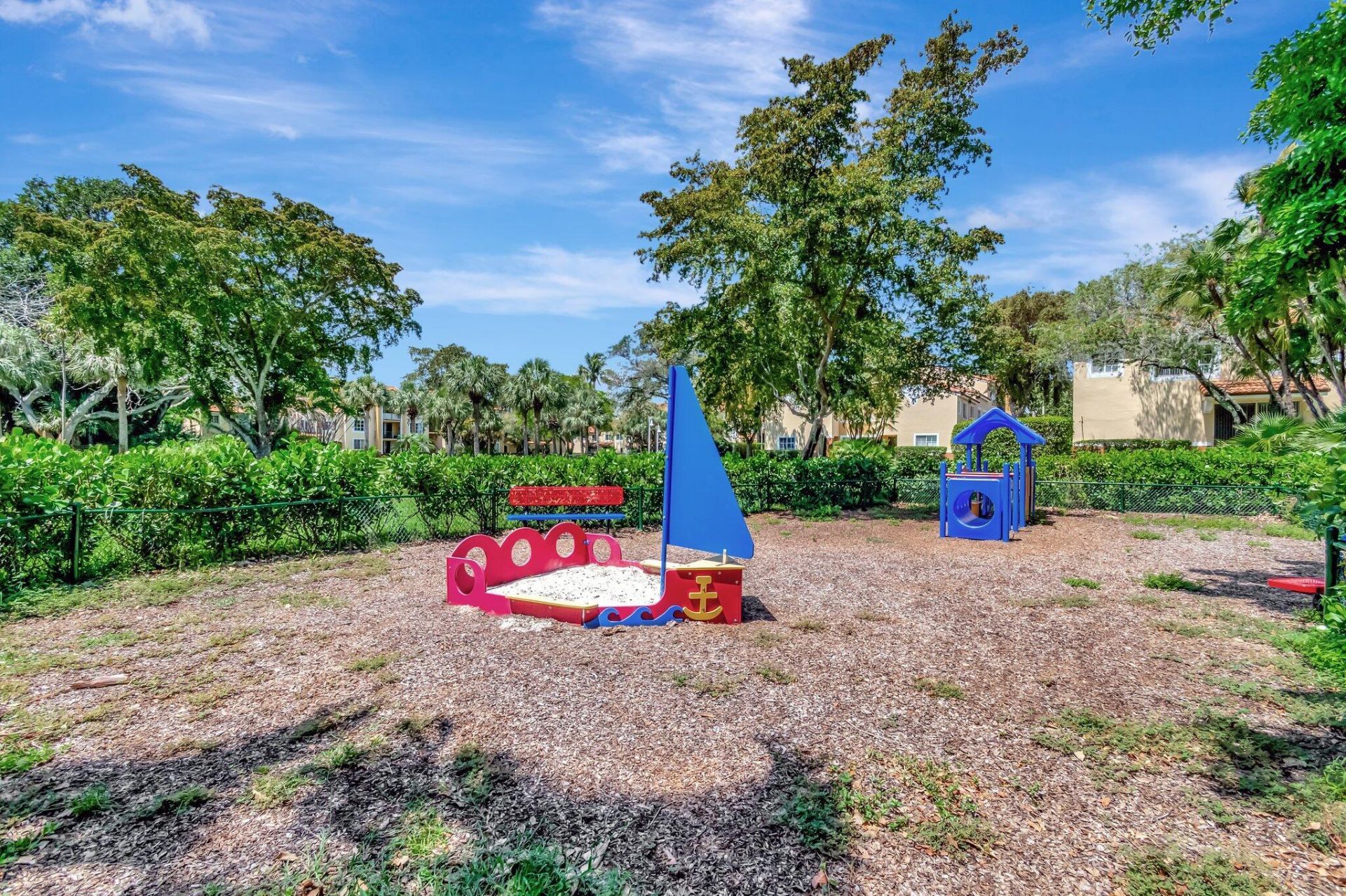 107 Yacht Club Way, Unit 208, Hypoluxo, FL 33462 Photo