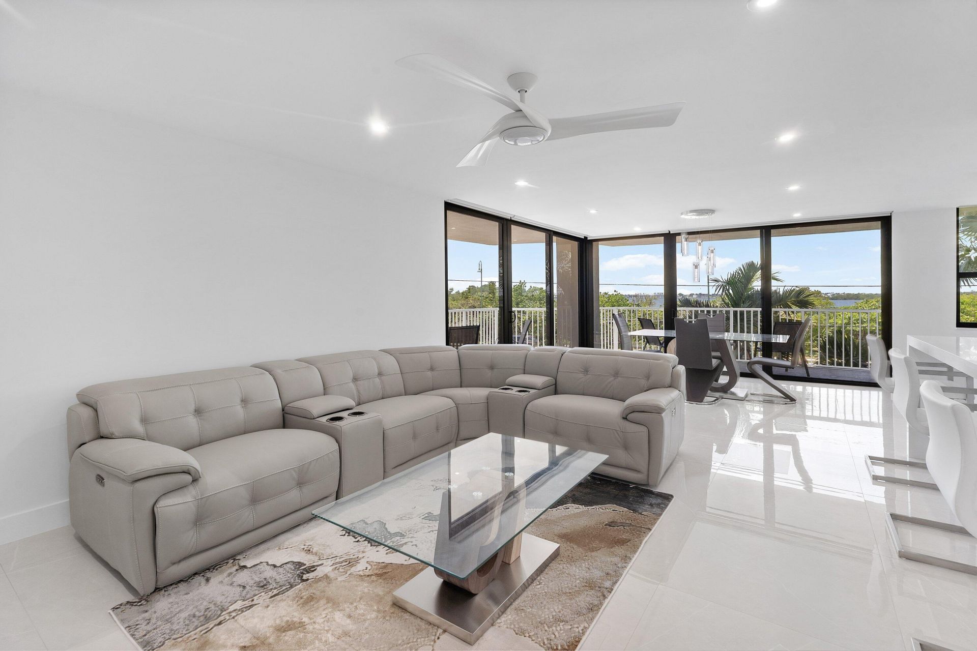 5480 N Ocean Drive, Unit B1c, Singer Island, FL 33404 Photo