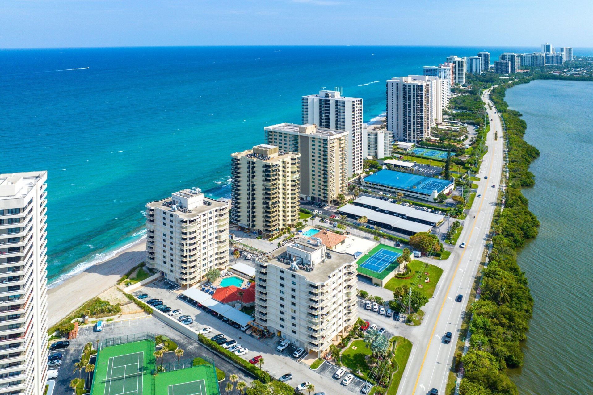 5480 N Ocean Drive, Unit B1c, Singer Island, FL 33404 Photo