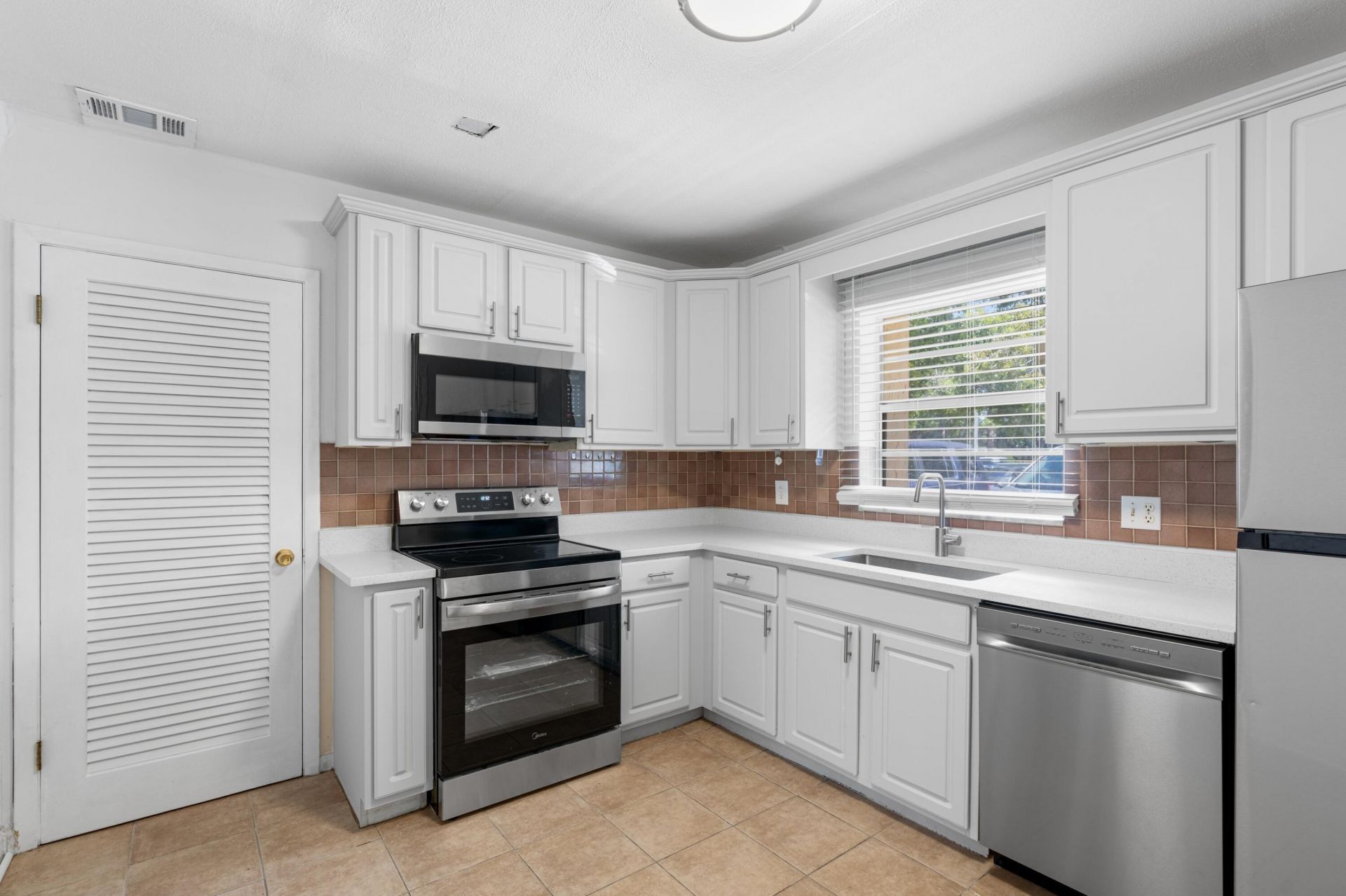 10693 N Military Trail, Unit 7, West Palm Beach, FL 33410 Photo