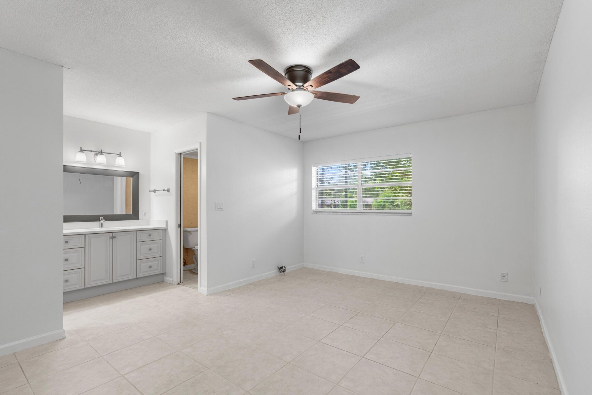 10693 N Military Trail, Unit 7, West Palm Beach, FL 33410 Photo