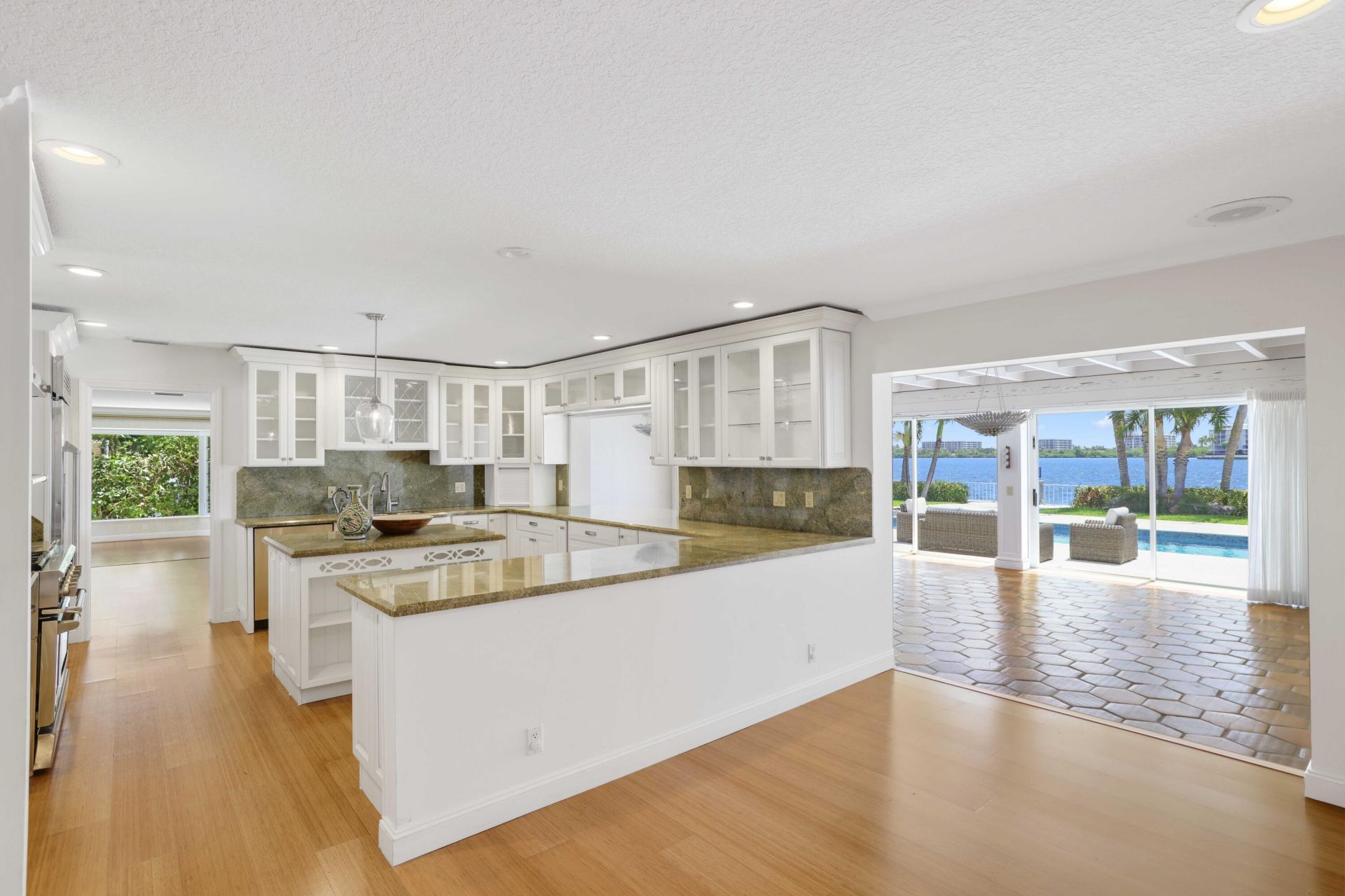 2204 Notre Dame Drive, Lake Worth Beach, FL 33460 Photo