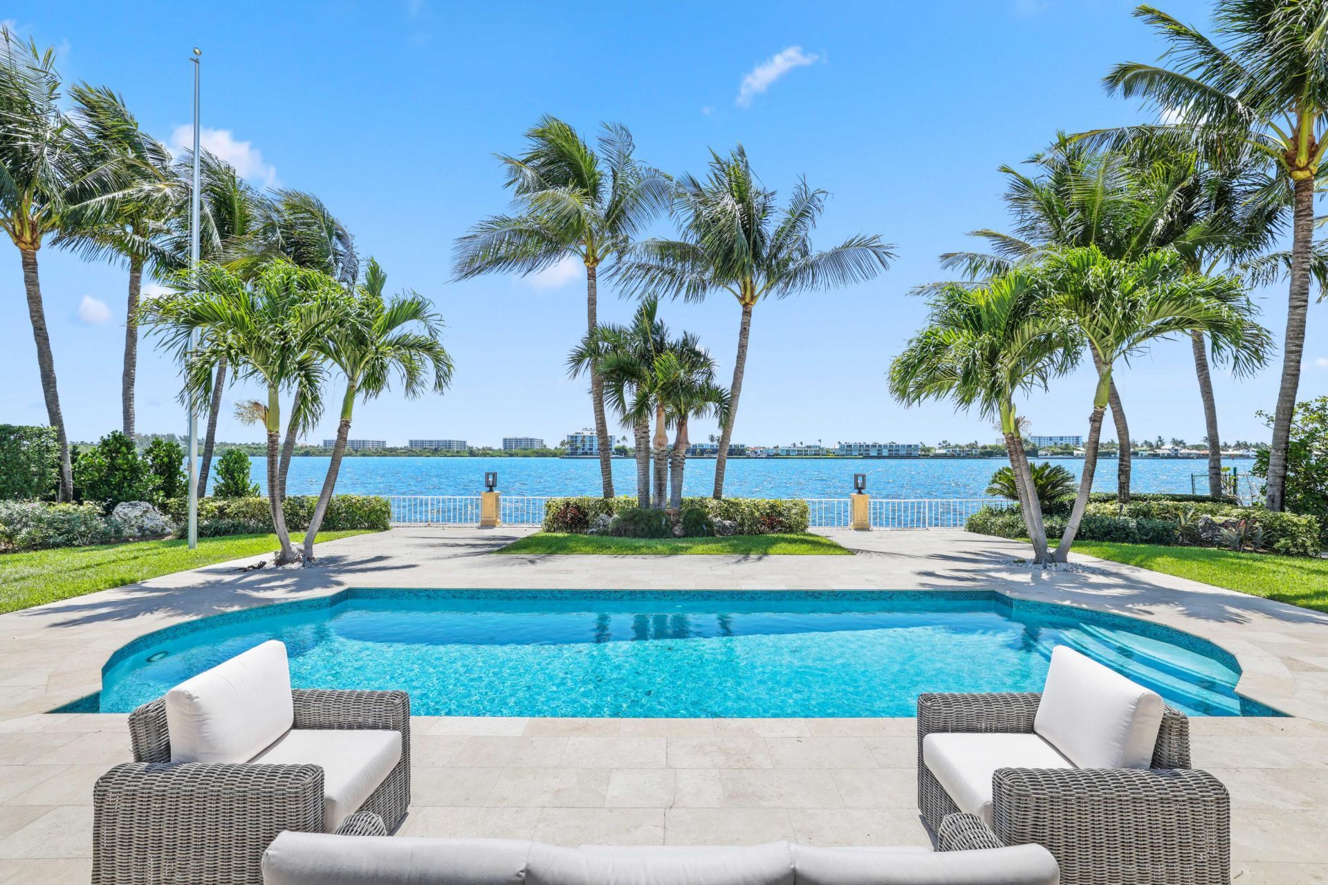 2204 Notre Dame Drive, Lake Worth Beach, FL 33460 Photo