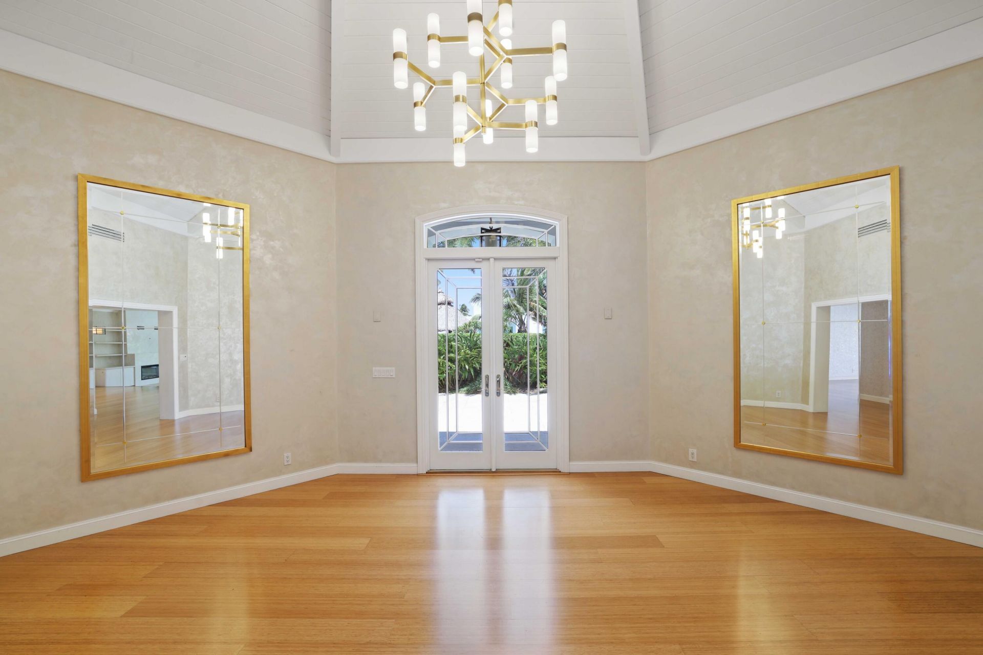 2204 Notre Dame Drive, Lake Worth Beach, FL 33460 Photo