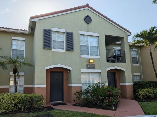 10348 Fox Trail S, Unit 513, Royal Palm Beach, FL 33411