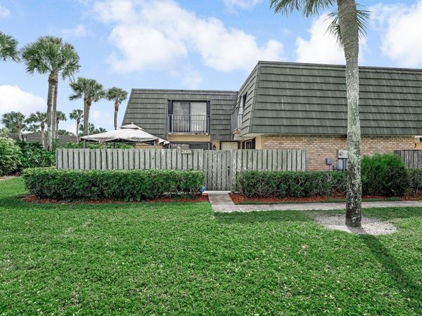 2439 24th Way, Unit 2439, West Palm Beach, FL 33407