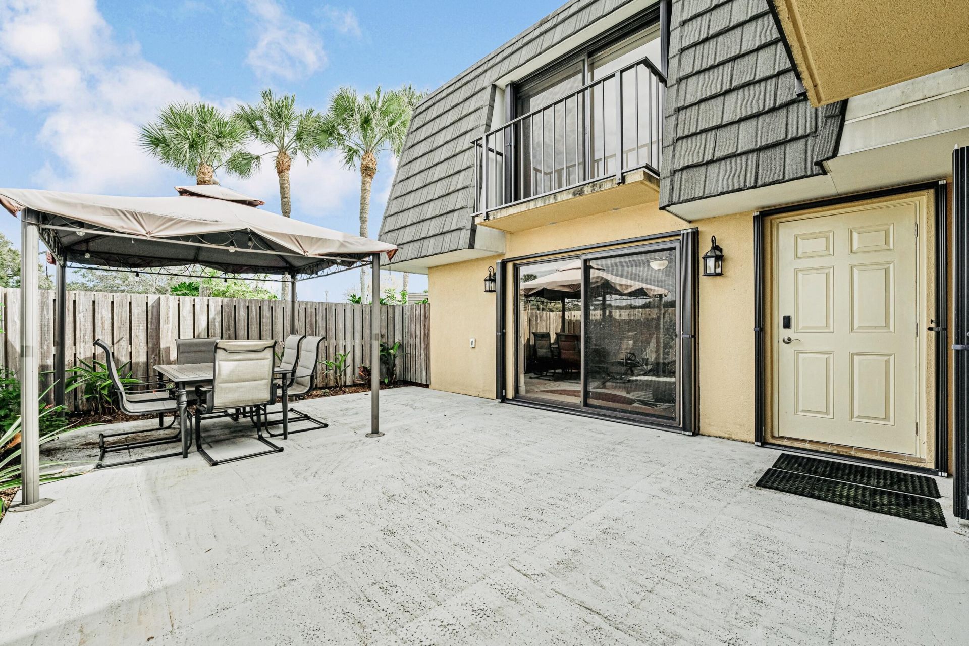 2439 24th Way, Unit 2439, West Palm Beach, FL 33407 Photo