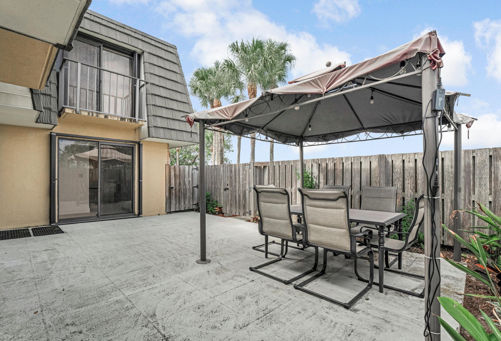 2439 24th Way, Unit 2439, West Palm Beach, FL 33407 Photo