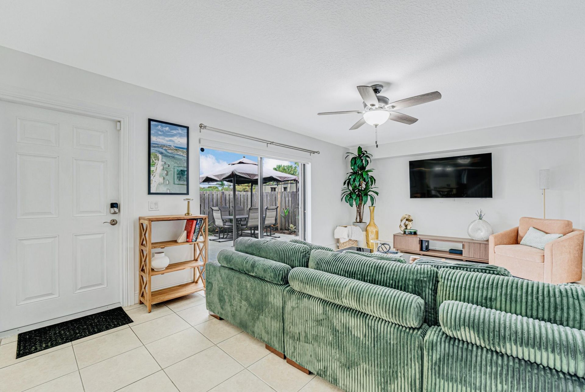 2439 24th Way, Unit 2439, West Palm Beach, FL 33407 Photo