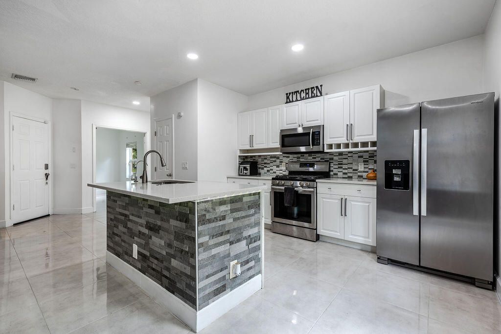 160 Baldwin Boulevard, Greenacres, FL 33463 Photo