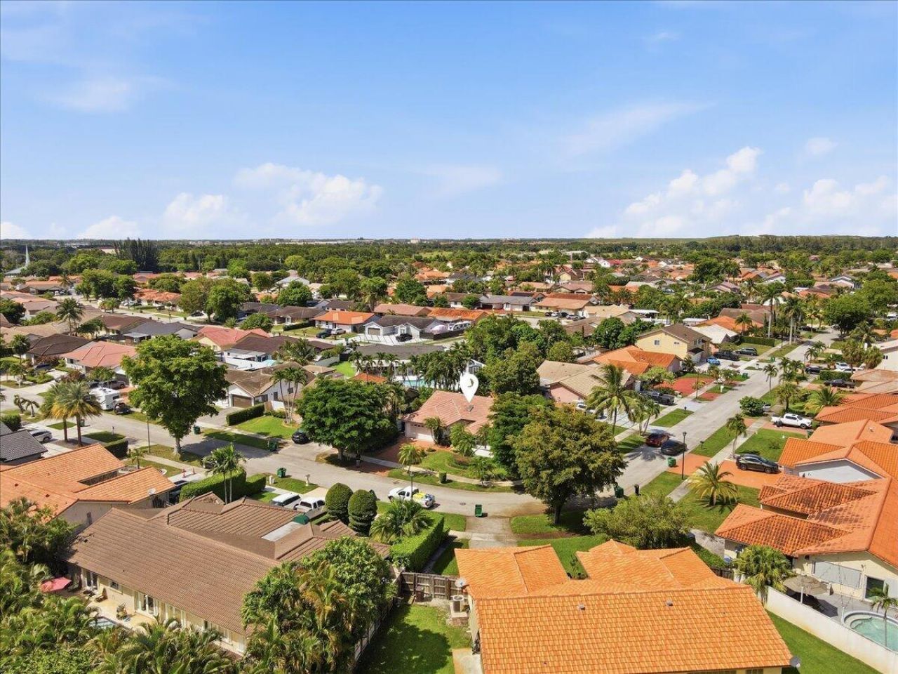 20009 NW 66th Place, Hialeah, FL 33015 Photo