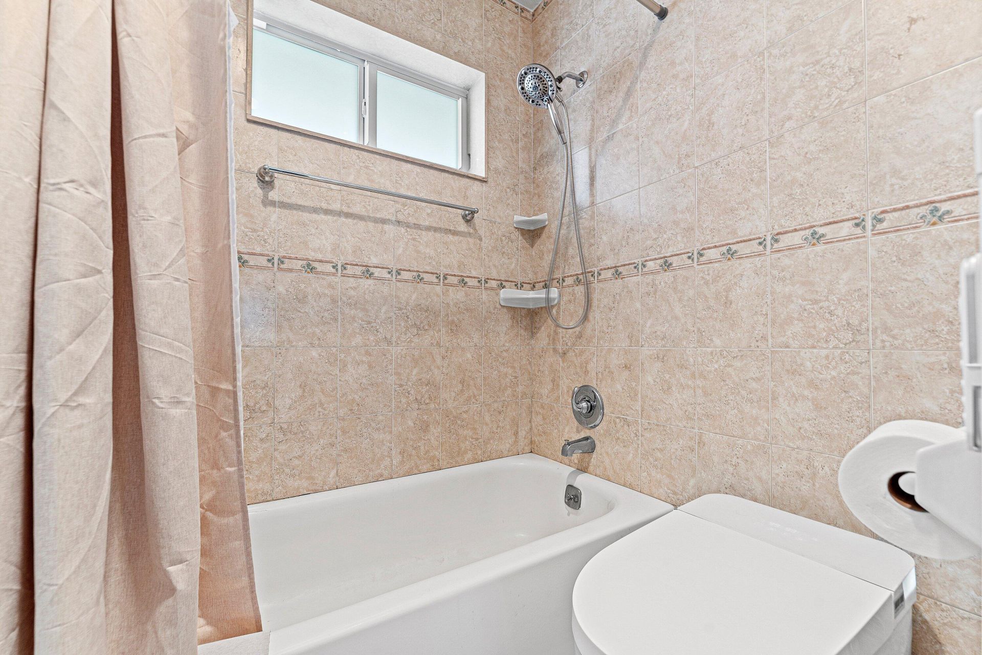 3851 N Ocean Boulevard, Unit 4030, Gulf Stream, FL 33483 Photo