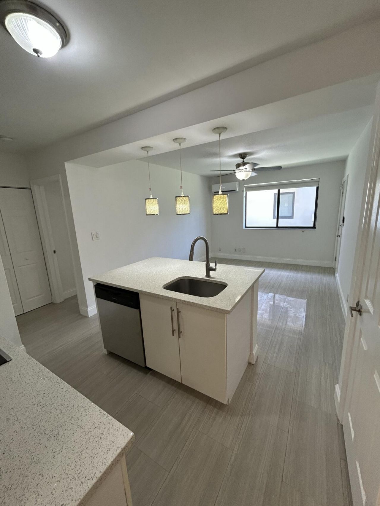 914 NE 15th Avenue, Unit 1, Fort Lauderdale, FL 33304 Photo