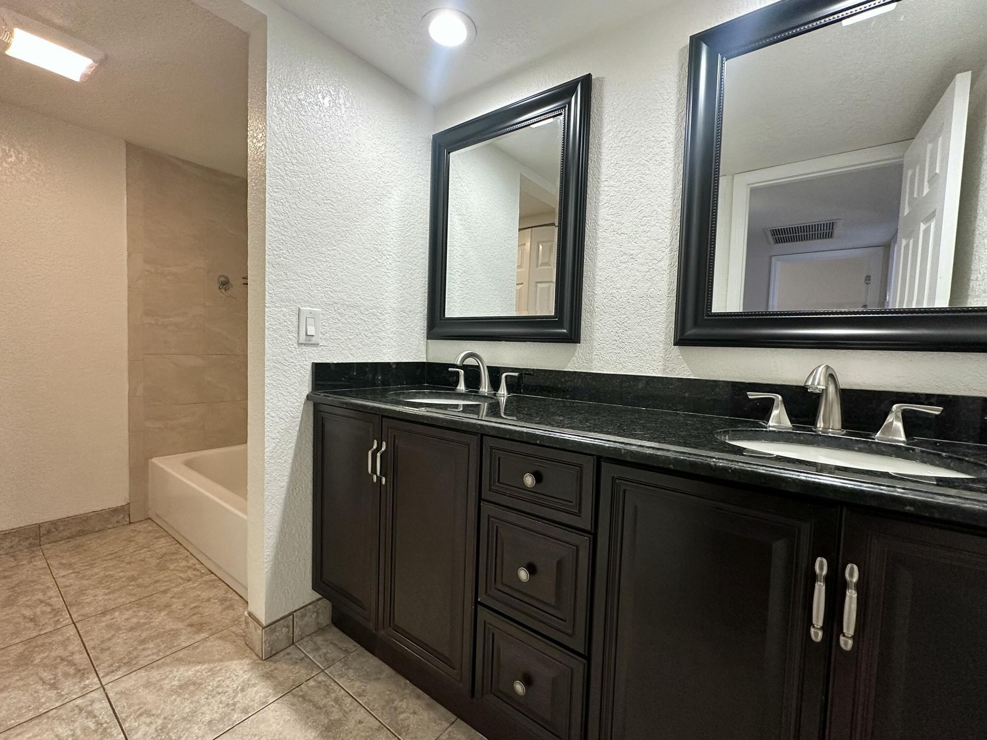 416 Arabian Road, Palm Springs, FL 33461 Photo