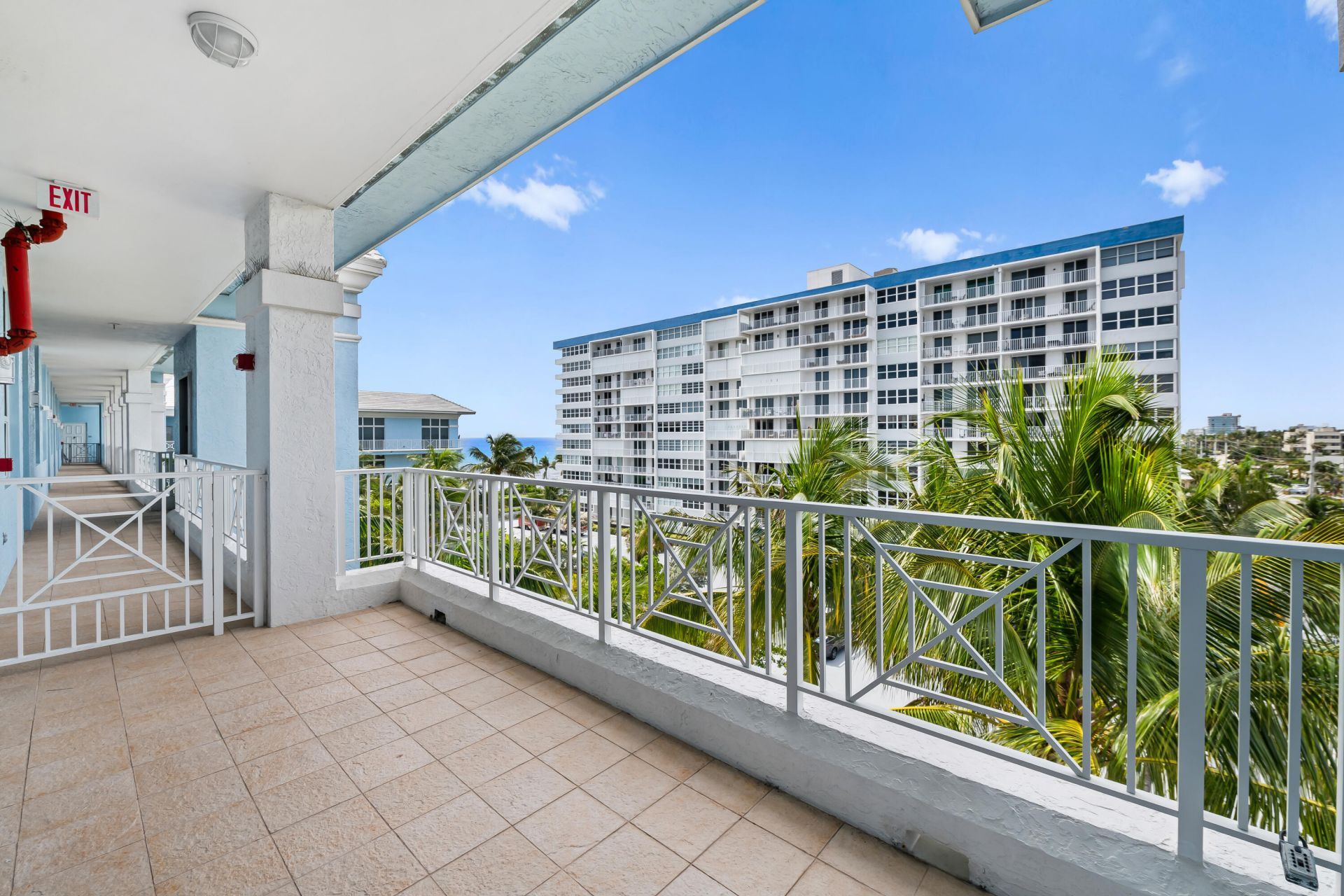 701 SE 21st Avenue, Unit 501, Deerfield Beach, FL 33441 Photo