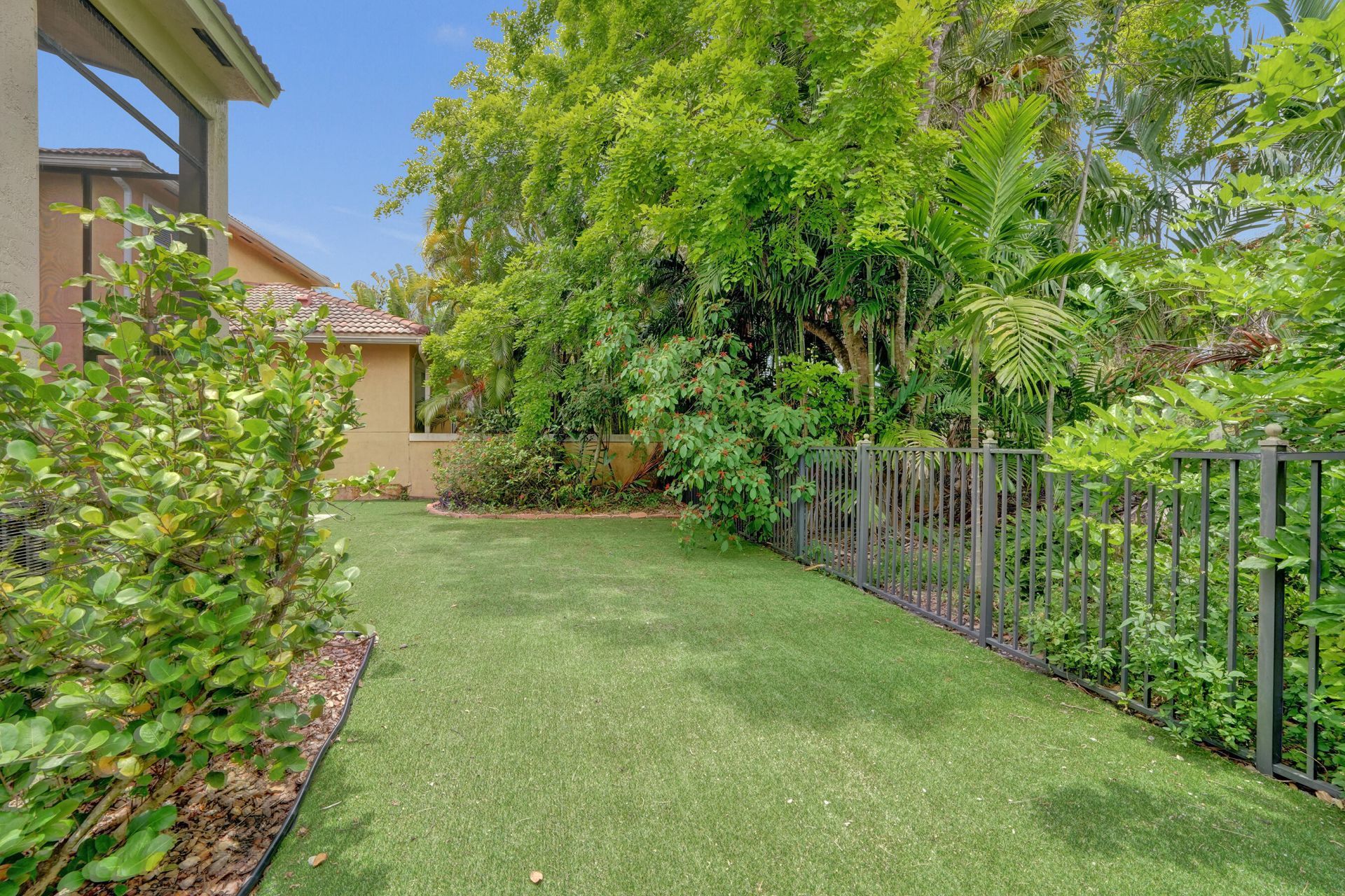 5897 NW 120th Terrace, Coral Springs, FL 33076 Photo