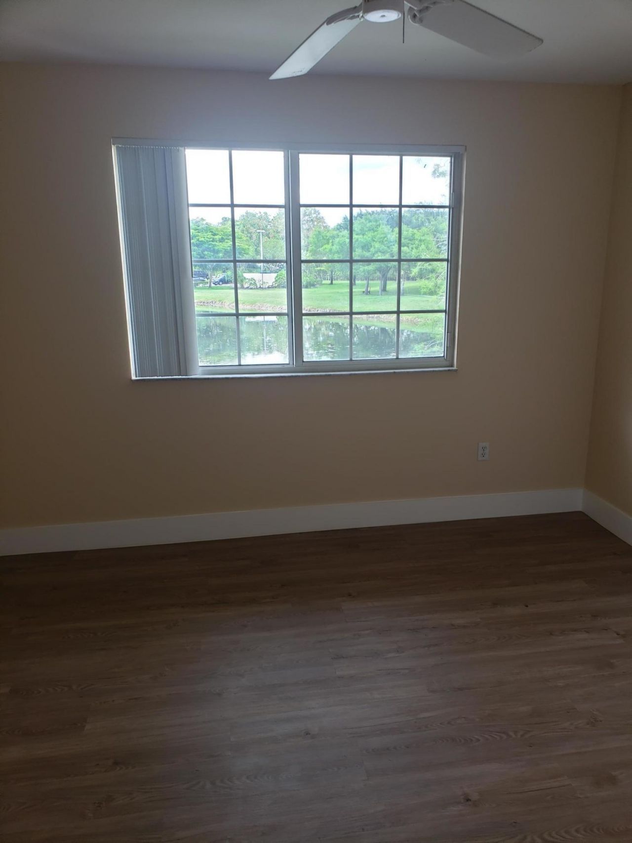 700 S Crestwood Court S, Unit 704, Royal Palm Beach, FL 33411 Photo