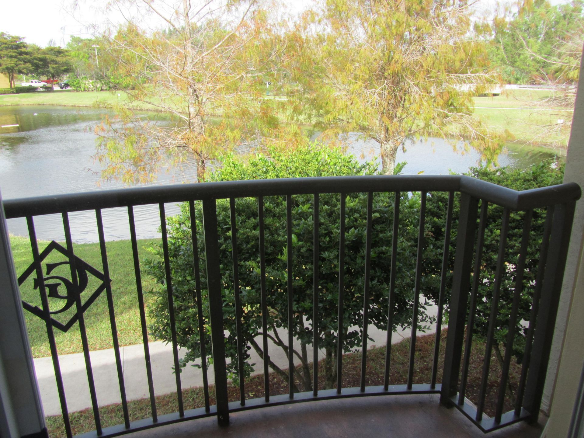 700 S Crestwood Court S, Unit 704, Royal Palm Beach, FL 33411 Photo