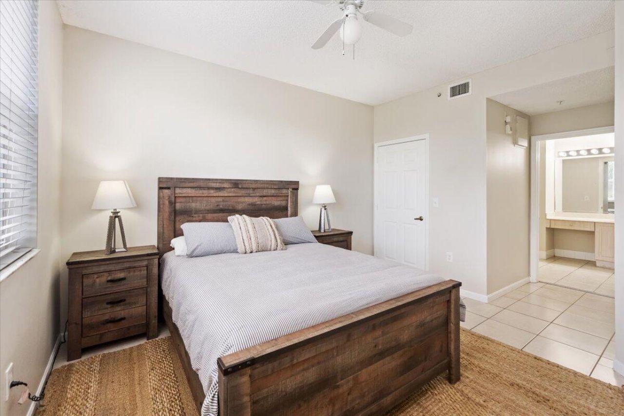 2060 Greenview Shores Boulevard, Unit 308, Wellington, FL 33414 Photo