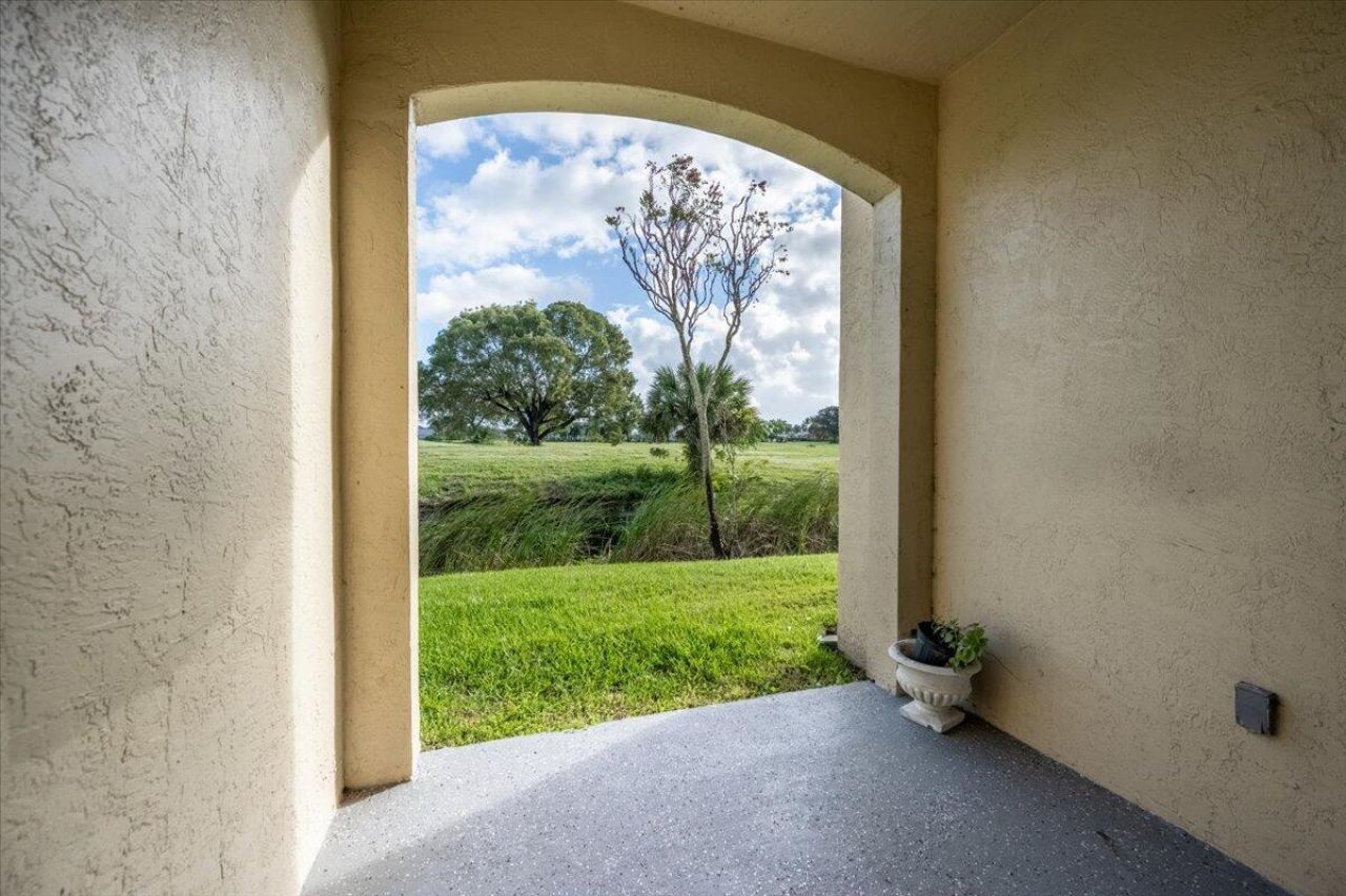 2060 Greenview Shores Boulevard, Unit 308, Wellington, FL 33414 Photo