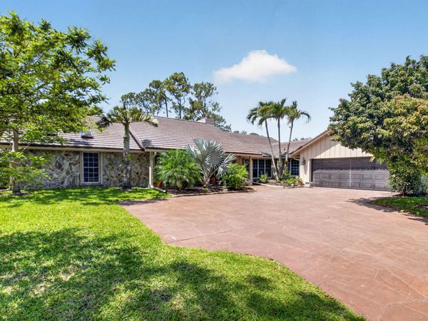 7332 Estrella Court, Boca Raton, FL 33433