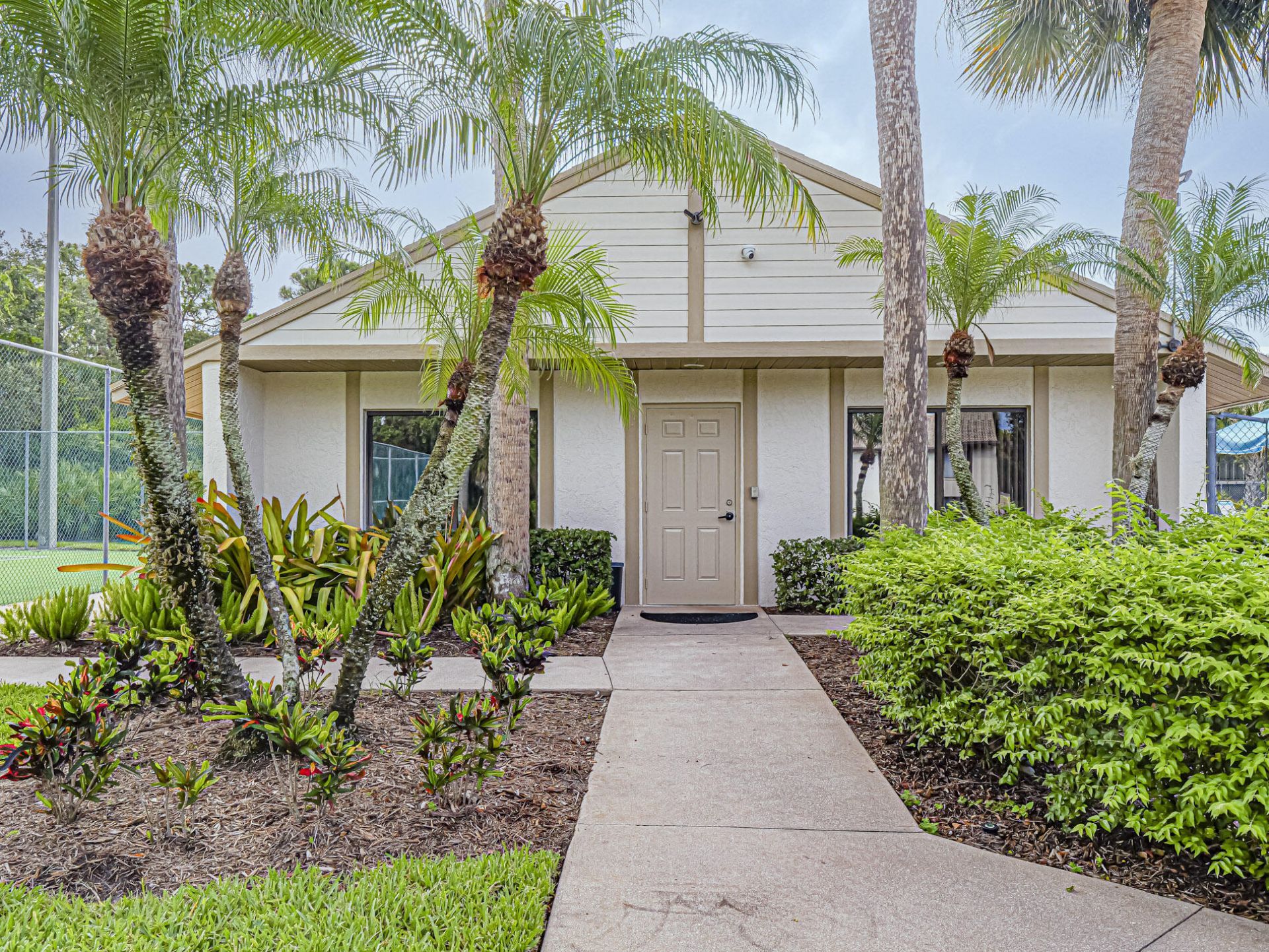 1605 SW Silver Pine Way, Palm City, FL 34990 Photo