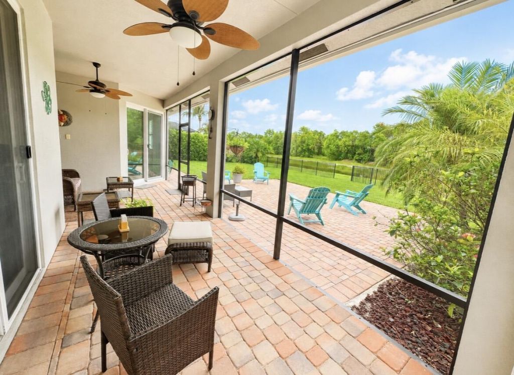 367 SW Vista Lake Drive, Port Saint Lucie, FL 34953 Photo