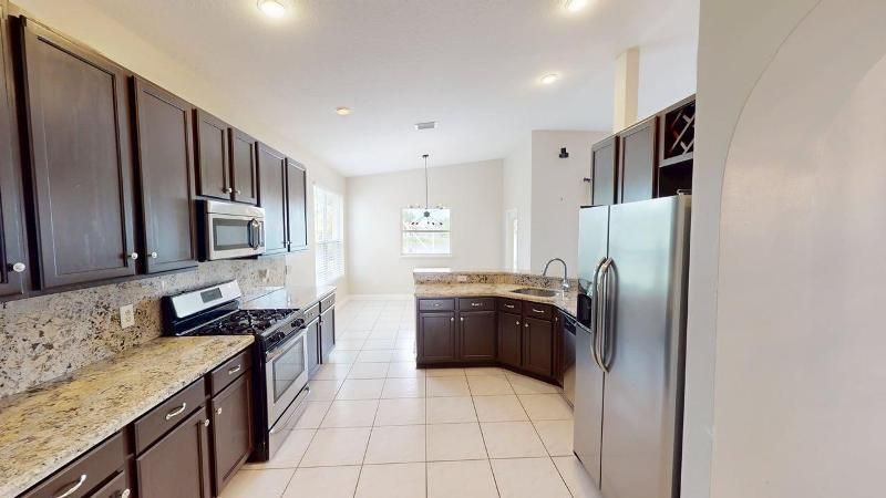 895 SW Lake Charles Circle, Port Saint Lucie, FL 34986 Photo