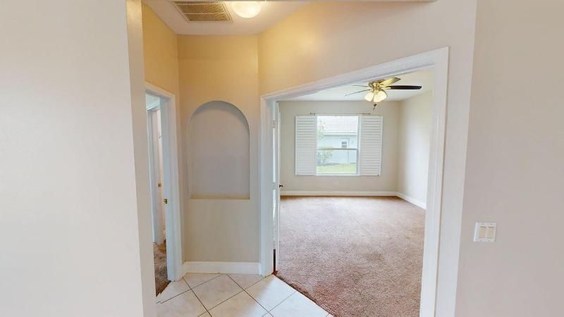 895 SW Lake Charles Circle, Port Saint Lucie, FL 34986 Photo