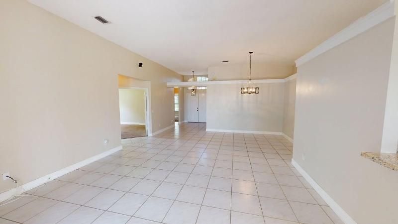 895 SW Lake Charles Circle, Port Saint Lucie, FL 34986 Photo