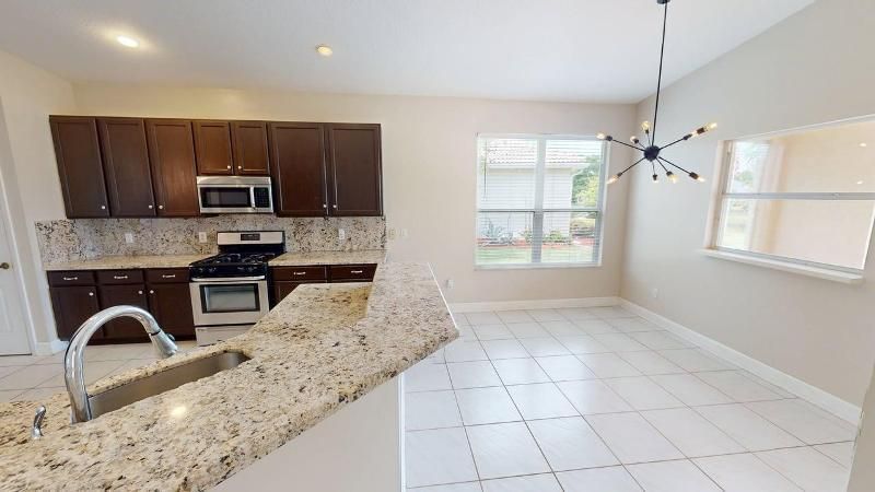 895 SW Lake Charles Circle, Port Saint Lucie, FL 34986 Photo