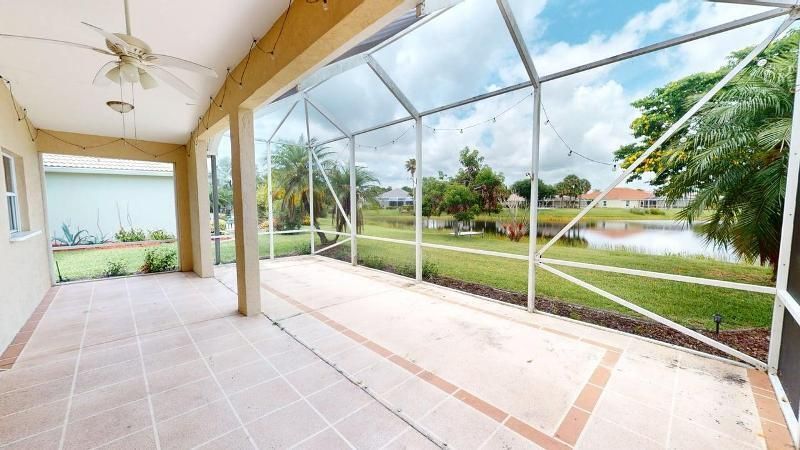 895 SW Lake Charles Circle, Port Saint Lucie, FL 34986 Photo