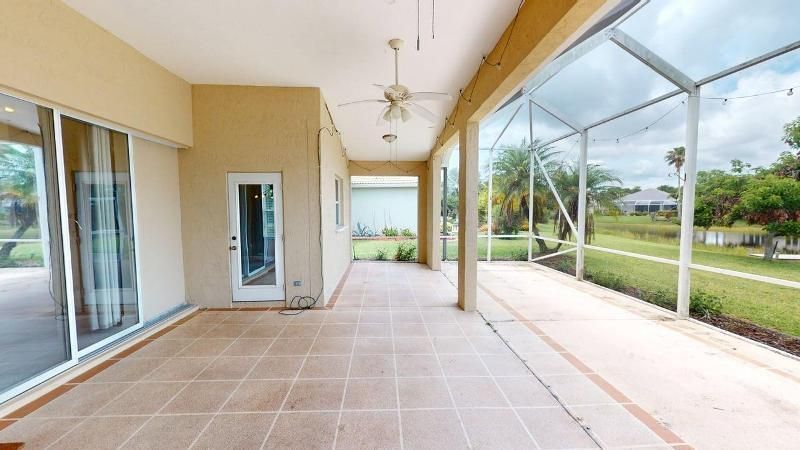 895 SW Lake Charles Circle, Port Saint Lucie, FL 34986 Photo